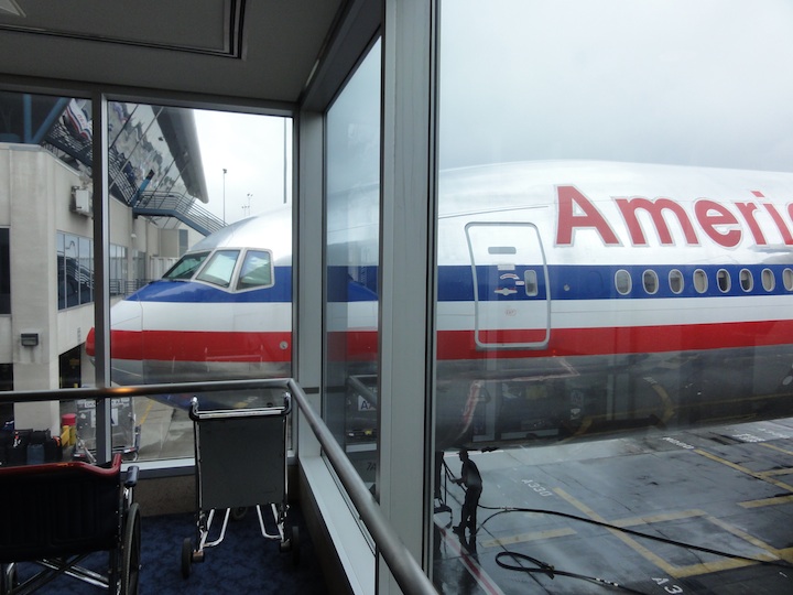 AmericanAirlines FirstClass (Flagship Suite)